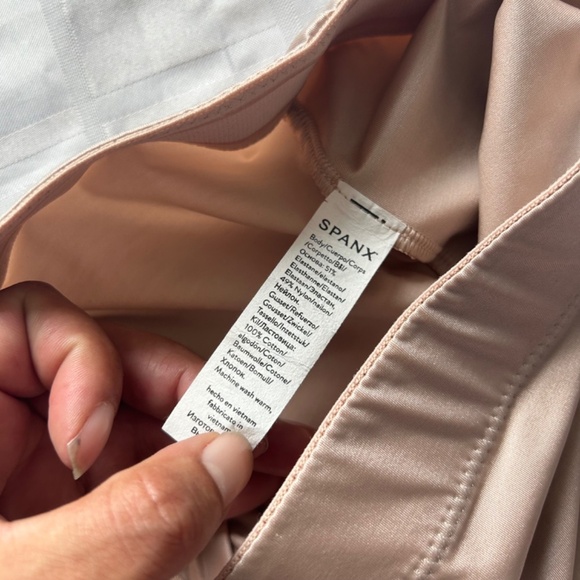 Spanx 2 Small Shapewear Panties New with Tags Purple Seamless & Beige High-Waist - Picture 7 of 17